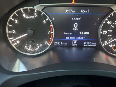 Used 2023 Nissan Altima 2.5 SR w/ SR Premium Package image 25