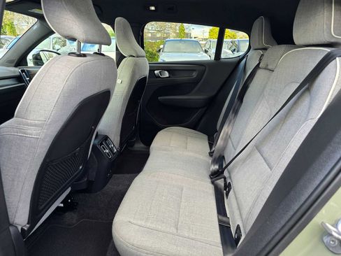 Used 2023 Volvo C40 P8 Recharge Ultimate image 17