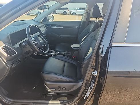 Certified 2024 Kia Seltos EX FWD image 19