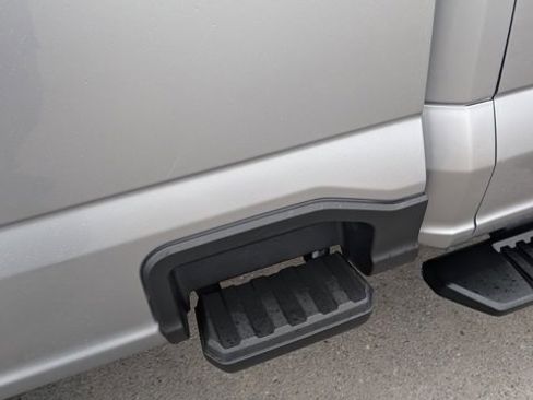 Used 2024 Ford F350 XLT image 30