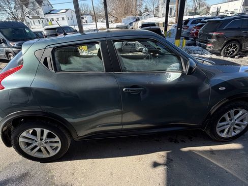 Used 2011 Nissan Juke S AWD/4WD image 6