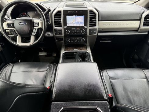 Used 2018 Ford F250 Lariat w/ Lariat Ultimate Package image 9