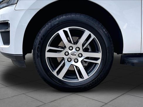 Used 2024 Ford Expedition Max Limited RWD image 11