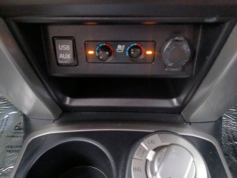 Used 2019 Toyota 4Runner Limited AWD/4WD image 6