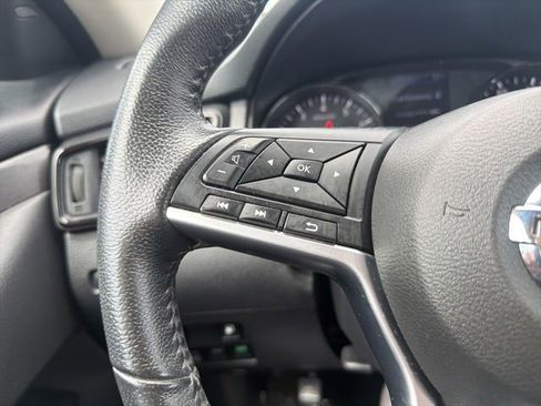 Used 2019 Nissan Rogue S w/ Special Edition Package AWD/4WD image 33