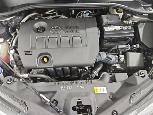 Used 2018 Toyota C-HR XLE FWD image 21