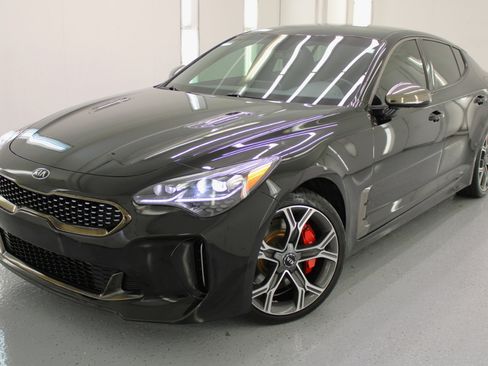 Used 2019 Kia Stinger GT image 26