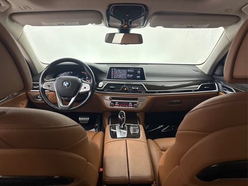 Used 2020 BMW 740i w/ Cold Weather Package RWD image 39