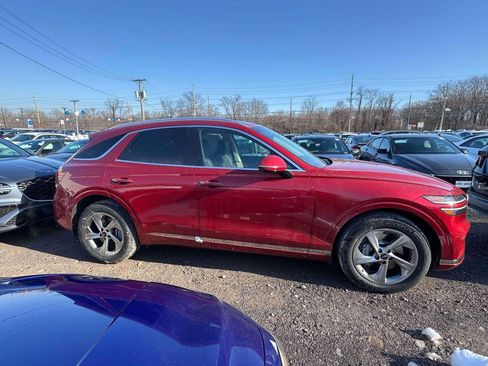 New 2026 Genesis GV70 2.5T AWD/4WD image 3
