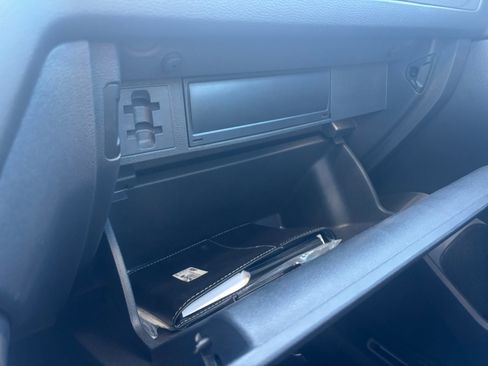 Used 2024 Volkswagen Tiguan SE R-Line image 22