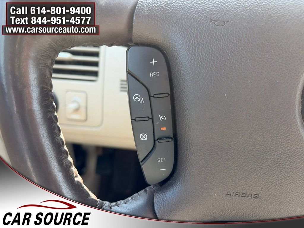 Used 2009 Buick Lucerne CXL w/ Driver Confidence Package FWD image 12