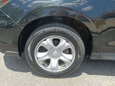 Used 2018 Subaru Forester 2.5i AWD/4WD image 10