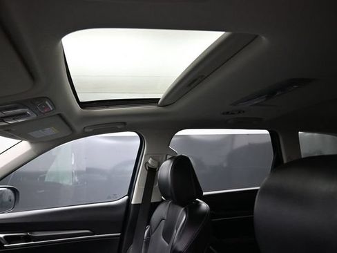 Used 2025 Kia Telluride S FWD image 15