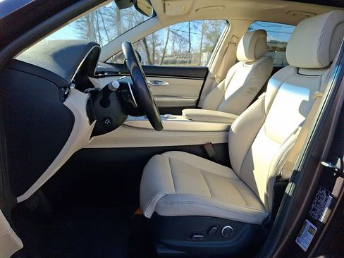 Used 2023 Genesis GV70 2.5T Select w/ Select Package image 14