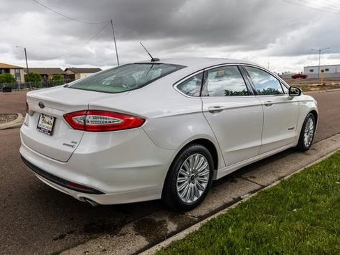 Used 2015 Ford Fusion SE w/ Equipment Group 502A FWD image 5