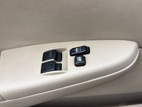 Used 2008 Toyota Solara SLE FWD image 16
