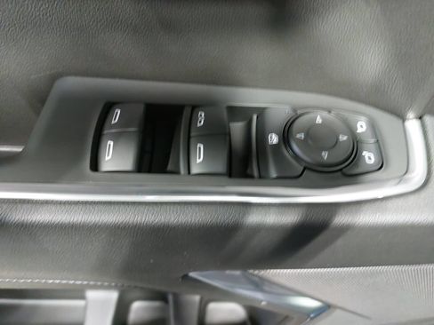 Used 2024 GMC Sierra 1500 SLE w/ Preferred Package AWD/4WD image 28