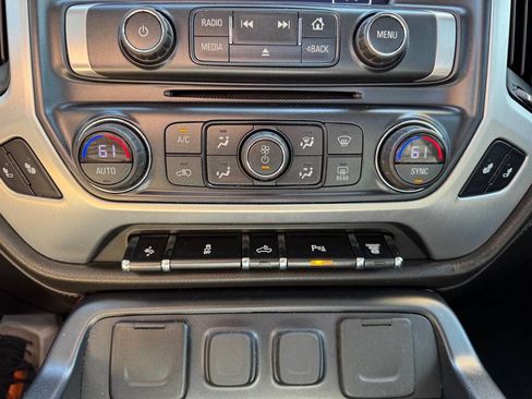 Used 2019 GMC Sierra 2500 SLT image 28