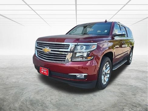 Used 2018 Chevrolet Suburban Premier AWD/4WD image 1