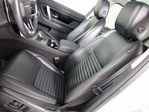 Used 2024 Land Rover Discovery Sport S image 10