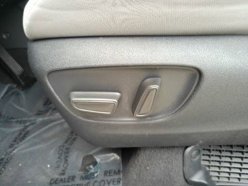 Used 2023 Toyota Sienna LE FWD image 18