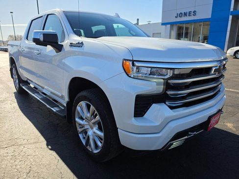 Used 2023 Chevrolet Silverado 1500 High Country w/ High Country Premium Package image 7