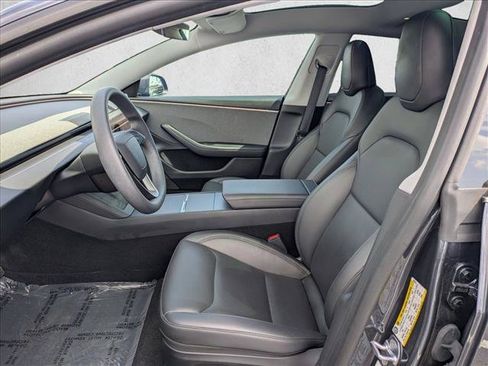 Used 2025 Tesla Model 3 Long Range RWD image 17