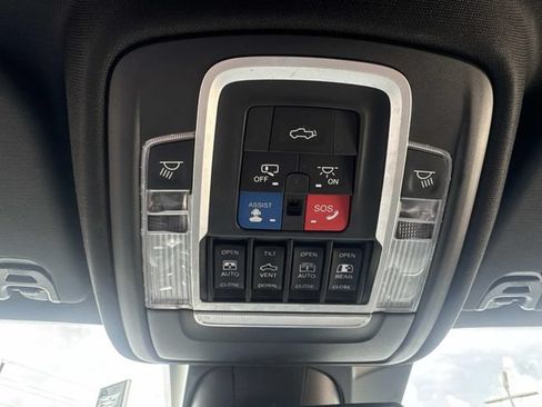 Used 2019 RAM 1500 Limited RWD image 20