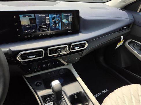 New 2027 Nissan Sentra SL w/ Floor Mat Package FWD image 20
