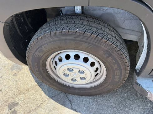 Used 2025 RAM ProMaster 2500 w/ U-Haul Equipment Group image 28