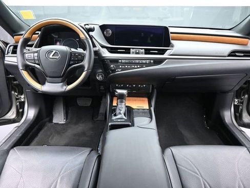 Used 2020 Lexus ES 350 w/ Accessory Package FWD image 25