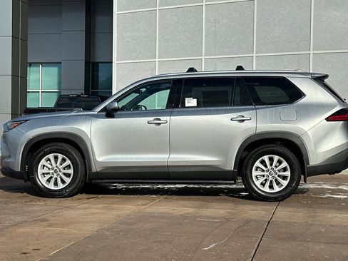 New 2026 Toyota Grand Highlander XLE image 7