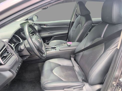 Used 2024 Toyota Camry XLE FWD image 17