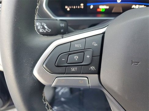 Certified 2023 Volkswagen Tiguan SE image 19