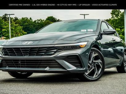 Certified 2025 Hyundai Elantra SEL