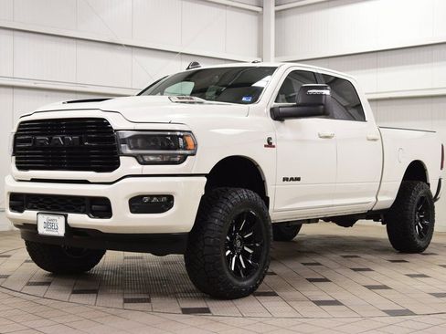 Used 2024 RAM 2500 Laramie w/ Night Edition image 3