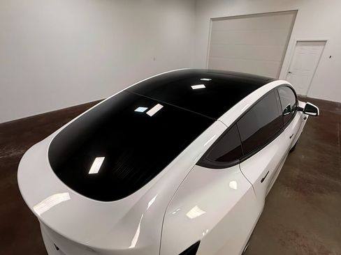 Used 2021 Tesla Model Y Long Range AWD/4WD image 44