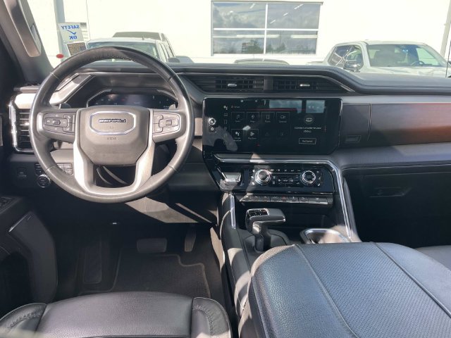 Used 2024 GMC Sierra 1500 Denali w/ Denali Reserve Package AWD/4WD image 19