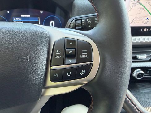 Used 2026 Ford Explorer Active w/ Active Comfort Package AWD/4WD image 15