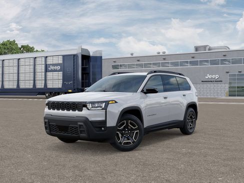 New 2026 Jeep Cherokee Laredo image 12