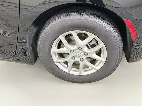 Used 2025 Chrysler Pacifica Select FWD image 32