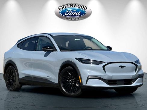 New 2025 Ford Mustang Mach-E Select w/ Comfort Package Lite image 2