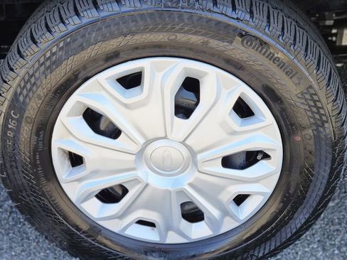 Used 2024 Ford Transit 350 XLT image 10