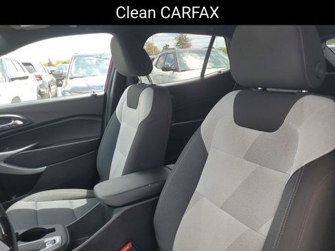 Certified 2024 Chevrolet Trax RS w/ Driver Confidence Package FWD image 6