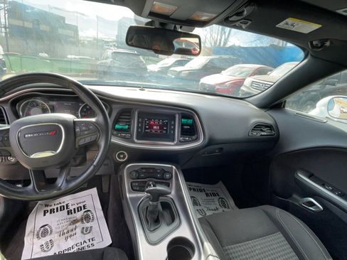 Used 2017 Dodge Challenger SXT w/ Cold Weather Group image 9