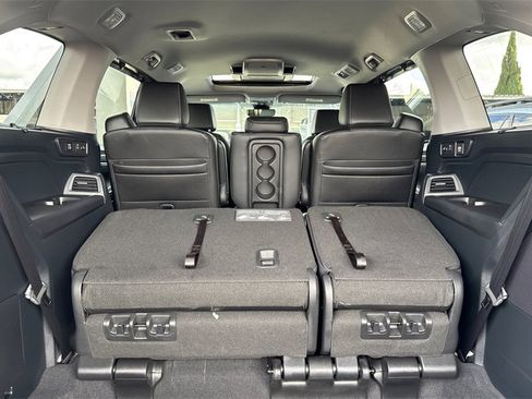 Used 2023 Honda Odyssey Touring image 21