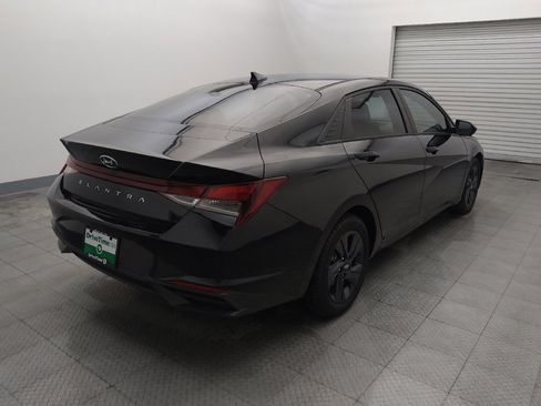 Used 2021 Hyundai Elantra SEL FWD image 9