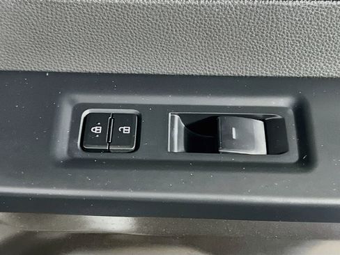 Used 2026 Toyota Tundra SR5 w/ SR5 Premium Package AWD/4WD image 31