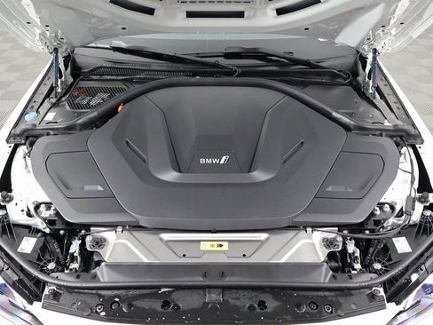 New 2026 BMW i4 eDrive40 w/ M Sport Package RWD image 9