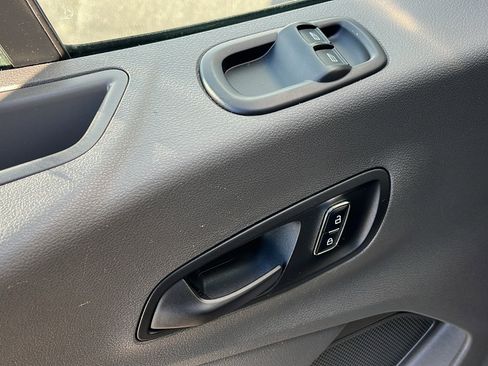 Used 2023 Ford Transit 350 XLT image 16